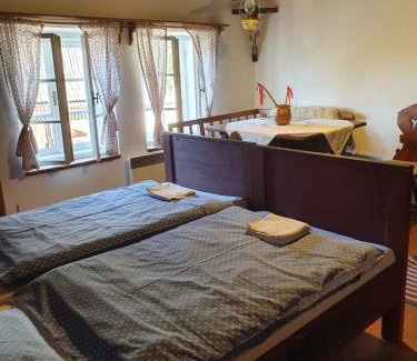Sztramberk Apartment | Pet-Friendly Retreat with Ocean Views at Štramberk V Kútě