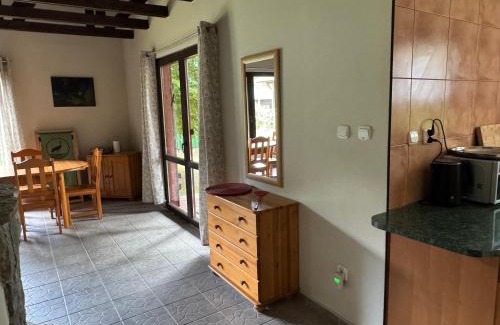 Parchowo Cabin | Discover Żurawia Łąka: Pet-Friendly Oceanfront Escape