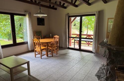Parchowo Cabin | Discover Żurawia Łąka: Pet-Friendly Oceanfront Escape