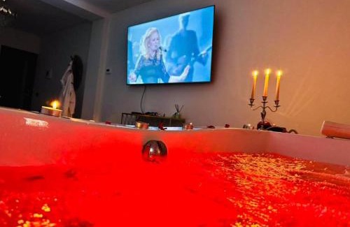 Kaunas Apartment | Top-Rated Ž Šančių Apartments with Inviting Hot Tub