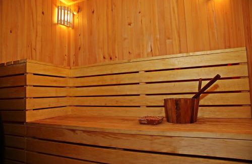 Sniuraiciai House | Experience Relaxation at Žaliūkių pirtis with Hot Tub Access