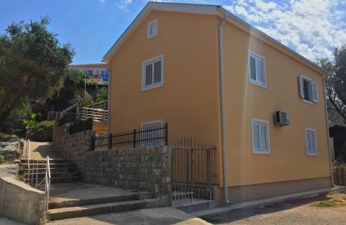 Lustica Apartment | Oceanfront Žanjice Suite - 4-Star Stay with Top Reviews
