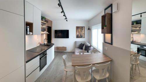 Predjama Bed & Breakfast | Cozy Žigon Bed & Breakfast: Child-Friendly Retreat
