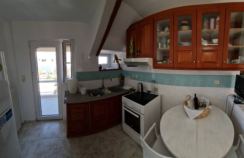 Kamena Vourla Apartment | Renovated Loft with Sea and Mountain Views, Steps from Beach