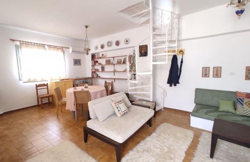 Asklipiio House | Budget-Friendly Stay at Απόλλων: Your Ideal Getaway