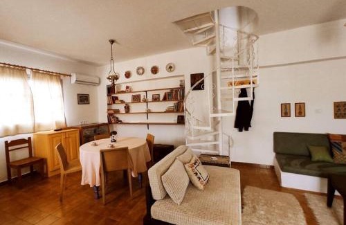 Asklipiio House | Budget-Friendly Stay at Απόλλων: Your Ideal Getaway