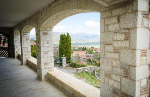 Levidi Apartment | Discover Αρχοντικό Γκιντώνη: Family-Friendly Retreat