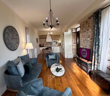 Mileai Apartment | Oceanfront Escape at Νόνη - Highly Rated 9/10 Stay