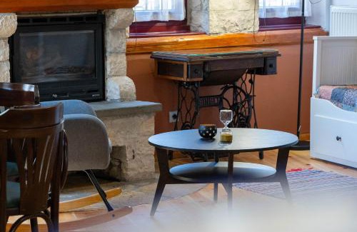 Monodendri Apartment | Guest Rated: Enjoy Your Stay at Βερβερίτσα Hot Tub Haven