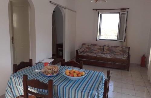 Kithira Apartment | Family-Friendly Γαληνη: Guest Rated 9/10 for Comfort