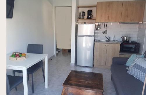 Myrina Apartment | Cozy 40m² Apartment in Myrina, Steps from the Sea