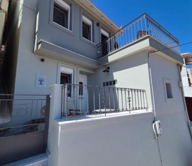 Mytilene Apartment | Guest Rated Elia Xenonas: Pet-Friendly Retreat Awaits