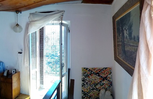 Tourloti House | Peaceful Oceanfront Getaway with Pool and Family-Friendly Amenities