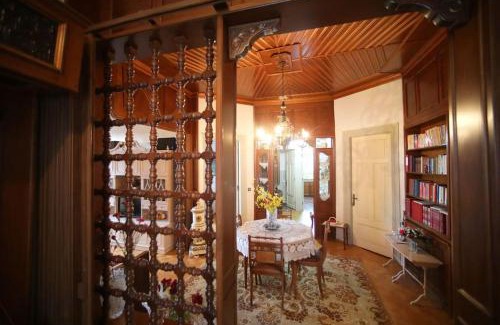 Kastoria House | Elegant Neo-Classical Hotel in City Center - Guest Rated 10/10