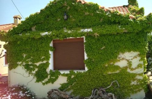 Eresos-Antissa House | Family and Pet Friendly Stay at Κτήμα Κουρλή