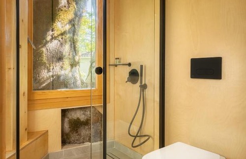 Konitsa Apartment | Discover Konitsa Gefyri Hotel: 4-Star Family-Friendly Retreat