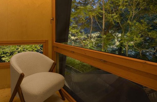 Konitsa Apartment | Discover Konitsa Gefyri Hotel: 4-Star Family-Friendly Retreat