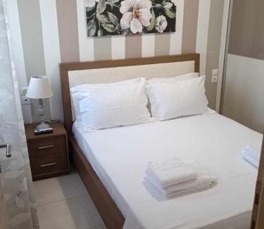 Volos City Centre Villa | Experience Maizonette Passaggio G - Rated 9.9/10, Family-Friendly