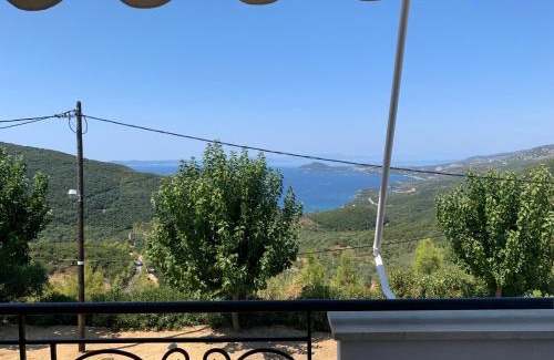 Igoumenitsa Apartment | Discover Ballas Studios: Pet-Friendly Haven with Breakfast