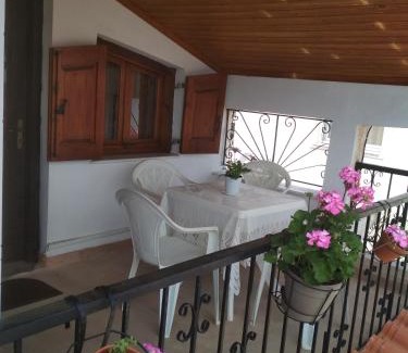 Kalambaka House | Unforgettable Stay at Μυρτώ - Pet and Child Friendly