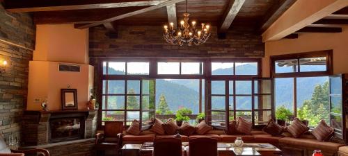 Neraidochori Hotel | Experience Ξενοδοχείο ΜΑΓΚΙΩΣΗ: Guest Rated 9.5/10
