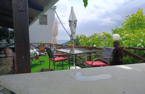 Zagora-Mouresi Apartment | Inviting Wood & Stone House - Pet and Child Friendly Getaway
