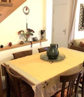 Pavliani House | Traditional Elegance at Ξύλο & Παράδοση - Rated 9.7/10