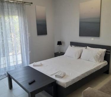 Itea Apartment | Cozy Studio Retreat in the Heart of Itea