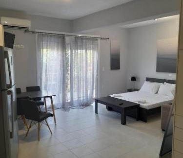 Itea Apartment | Cozy Studio Retreat in the Heart of Itea