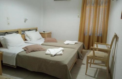 Livadi Hotel | ΣΕΡΙΦΟΣ ΜΠΙΤς