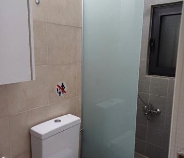 Aitoliko Apartment | Discover Το Πέτρινο: Family-Friendly Stay with Top Ratings