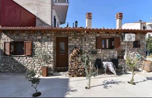 Mavromati House | Family-Friendly Stay at Το πατρικό του Σταύρου - 10/10 Rated