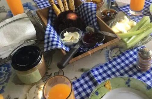 Vlakhia Apartment | Discover το σπίτι της Ελένης: Pet-Friendly Comfort Awaits