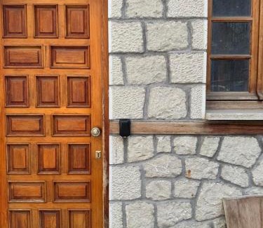 Metsovo Apartment | Family-Friendly Retreat at Το σπίτι της πλατείας