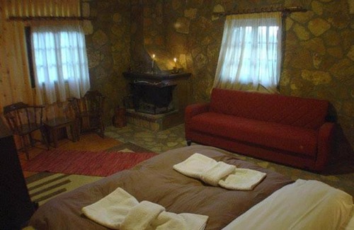 Xylokastro-Evrostina Apartment | Pet-Friendly Retreat at Φάρμα της φονισσας: 8/10 Rated