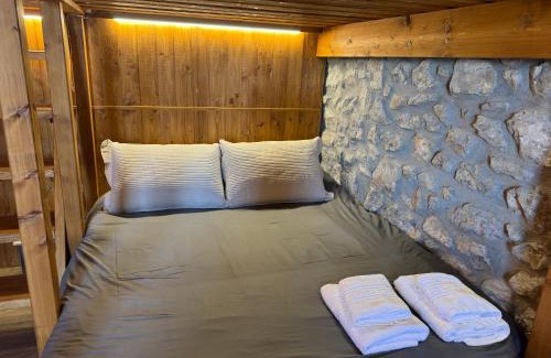 Lamia House | Family-Friendly ΧΑΡΟΥΛΑ ΣΤΟΥΝΤΙΟ 2 for Memorable Stays