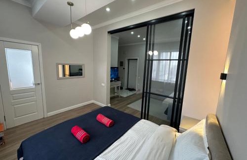 Bishkek Apartment | Family-Friendly Stay at Аквариум - Guest Rated 9.8/10