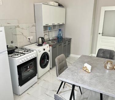 Bishkek Apartment | Family-Friendly Stay at Аквариум - Guest Rated 9.8/10