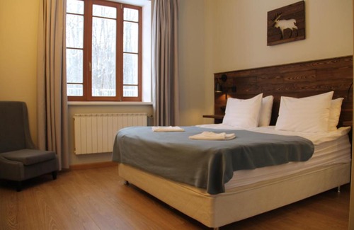 Yakhroma Resort | Discover Александровская Слобода: Pet-Friendly Retreat