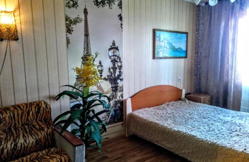 Krasnoyarsk Apartment | Budget-Friendly Stay at Алексеева 4 with Wheelchair Access