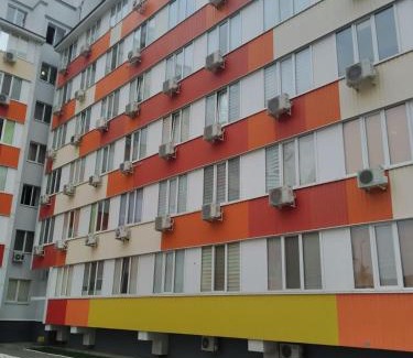 Dzerzhyns'kyi District Apartment | Family-Friendly Retreat at Алексеевские акварели