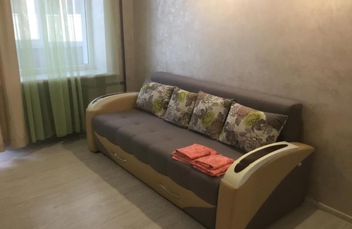 Kovelʼ Apartment | Alibi 3/46: Family-Friendly Retreat with Pool Amenities