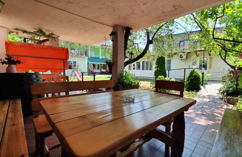 Vityazevo House | Unforgettable Stays at Анастасия - Guest Rated 10/10