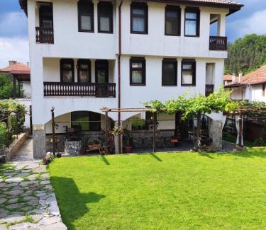 Zlatograd House | Andreeva House: Guest Rated 9.7 with Full Kitchen Access