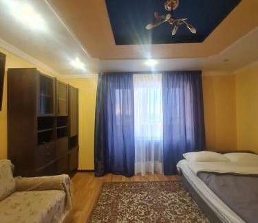 Lutsk Apartment | Апартаменти в Центрі, неподалік ЦУМа