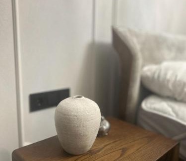 Khmelnitskiy Apartment | Explore Апартаменти на виставці with a 9.6/10 Rating