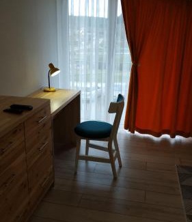 Skhidnytsya Apartment | Family-Friendly Getaway at Апартаменти Декорум - 9.8 Rated