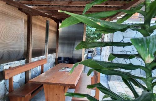 Hisarja Apartment | Family-Friendly Stays at Апартаменти за гости ,,Тракия''
