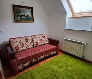 Lviv Oblast Apartment | Experience "З ЛЮБОВ'Ю": Top-Rated Pet-Friendly Stay