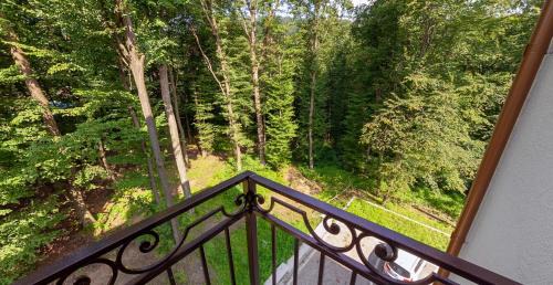 Karpaty Apartment | Unforgettable Stays at Апартаменти КАРПАТИ - Guest Rated 9.9